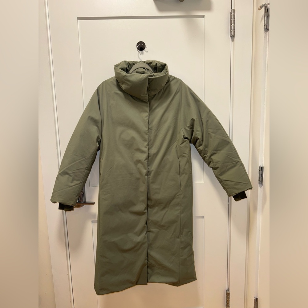 XS Aritzia Sage Shelter Coat